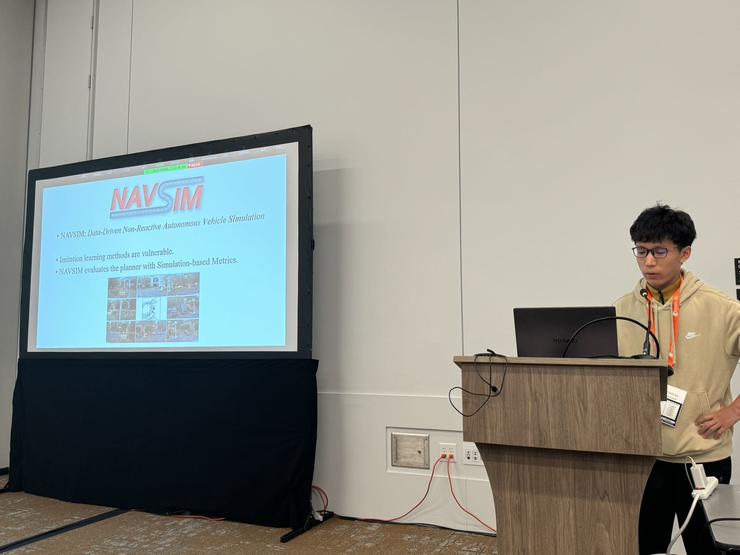 视觉 ai 的「foundation model」，已经增长到哪一步？丨cvpr 2024 现场直击