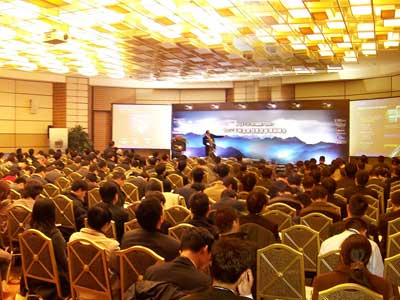 国际观察·财经 ｜ 全球复苏前景仍不确定 中国经济稳定器作用凸显