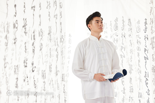 光明文化艺术中心遛娃