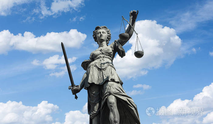 擅闯禁区，越过了生态和法律的双重红线