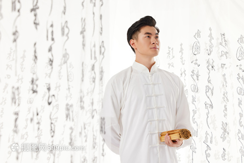 精心策划的西峰一日游攻略，带你走进历史遗迹，感受文化韵味播报文章
